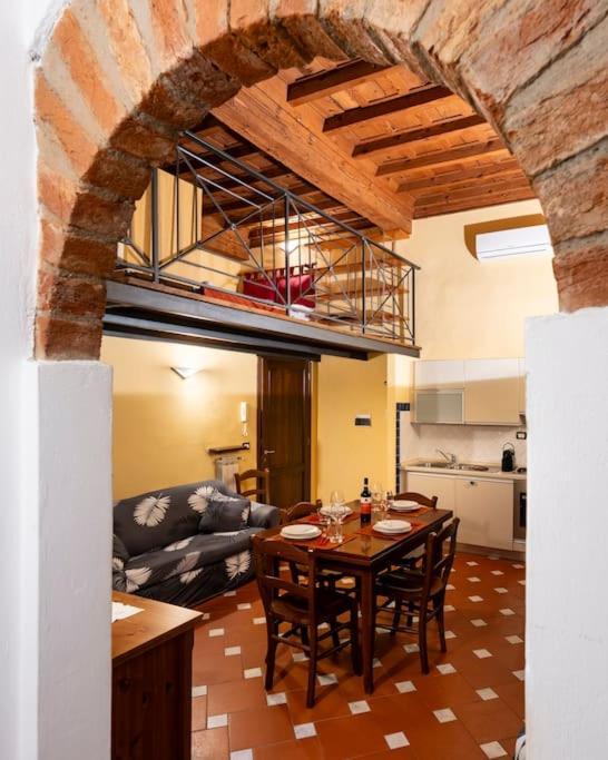 Keys Of Italy - Serragli 55 - Stile Rustico Rinascimentale In Oltrarno Флоренція Екстер'єр фото